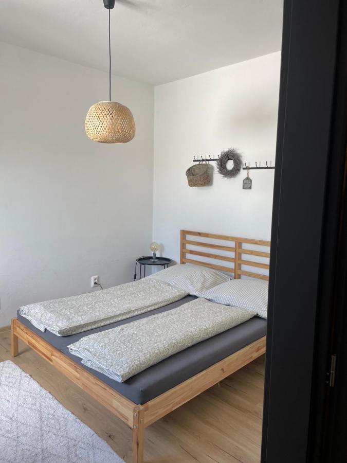 Apartment Dubnica Prejta 3 Dubnica nad Váhom Extérieur photo