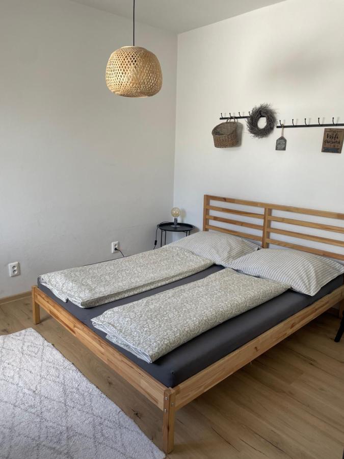 Apartment Dubnica Prejta 3 Dubnica nad Váhom Extérieur photo